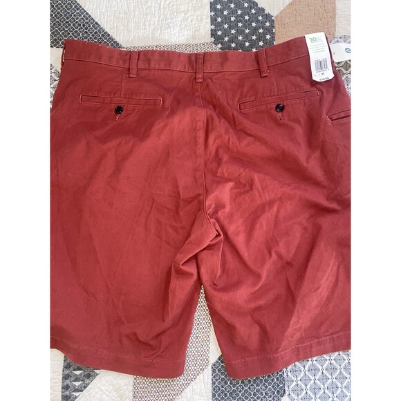 Dockers Perfect Shorts Mens 40 Coral Classic Fit Flat Front Stretch Casual NEW - Picture 2 of 5